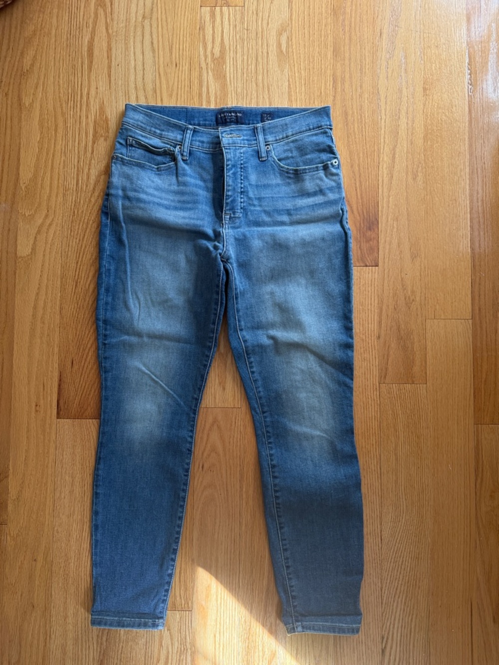 Lucky Brand light blue skinny jeans